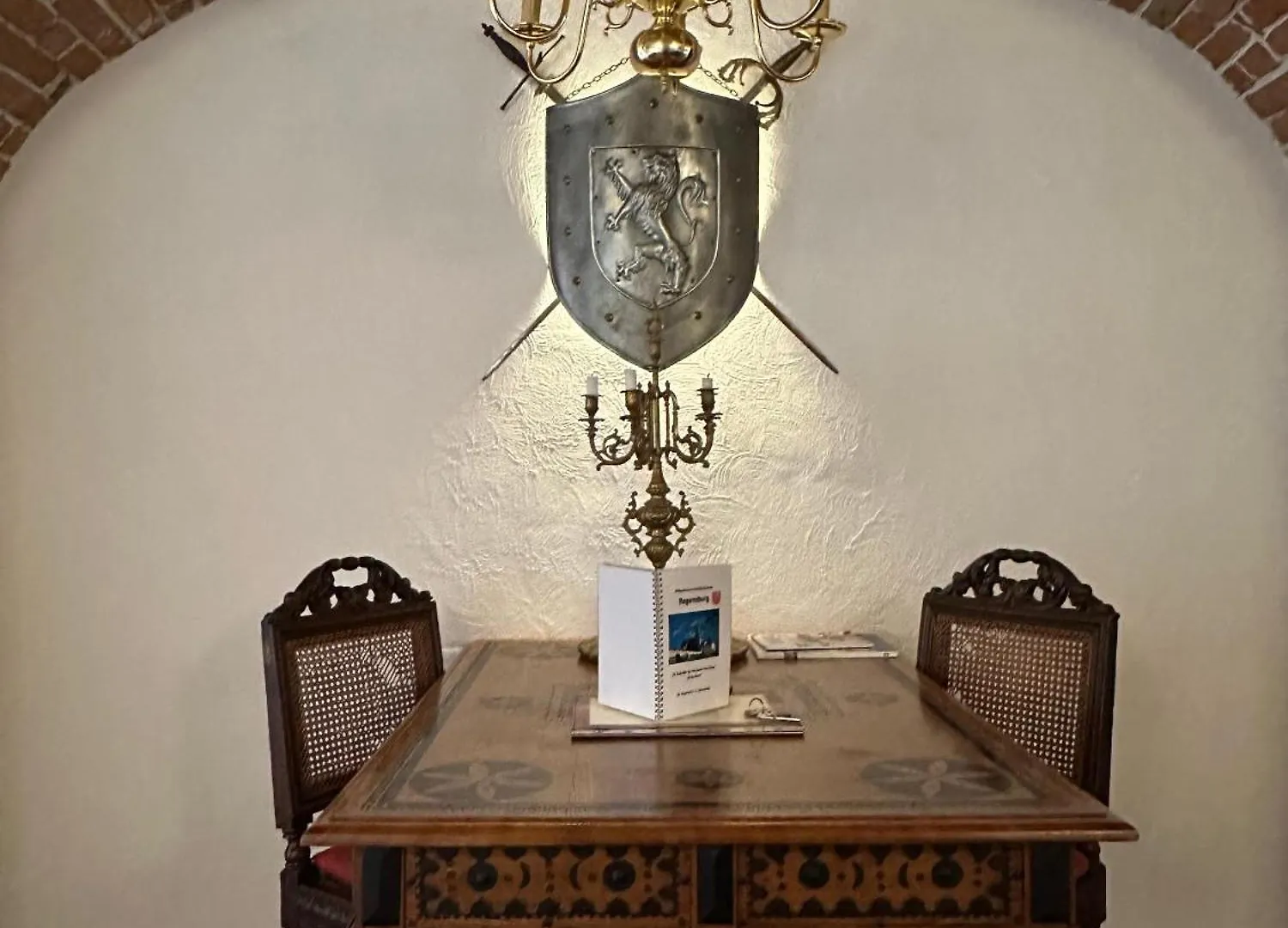 Schloss Weichs Regensburg 0*,